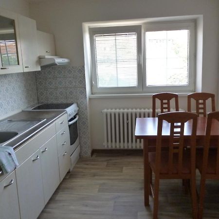 Apartman Relax-Chatka A Apartman Mikulov Buitenkant foto
