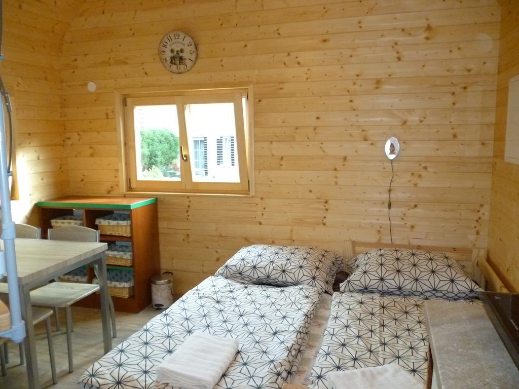 Apartman Relax-Chatka A Apartman Mikulov Buitenkant foto